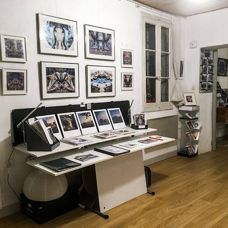 Photo de l'atelier de l'artiste photographe Véronique Rivera à Montpellier