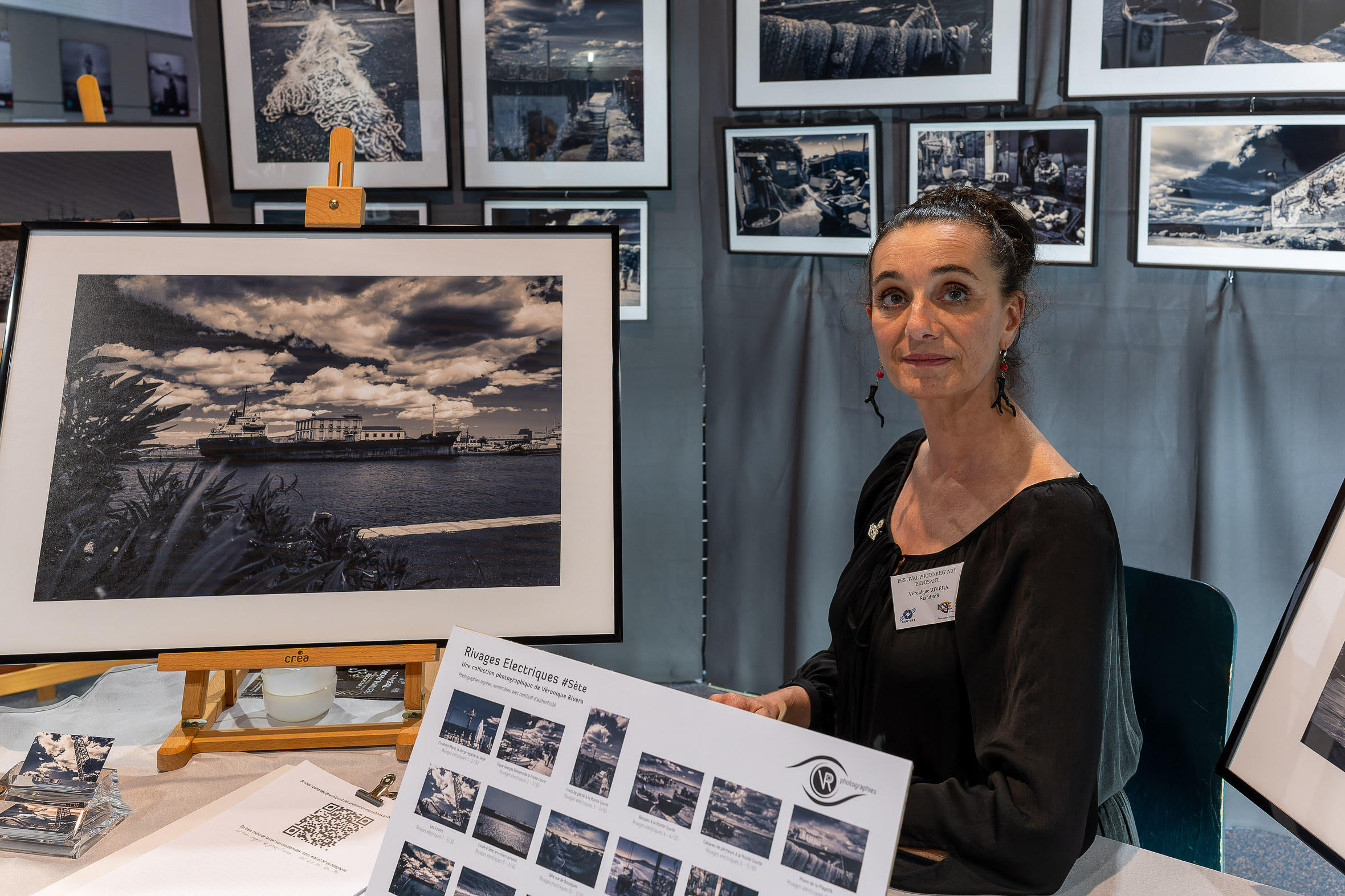 Véronique Rivera, Artiste Photographe à son stand