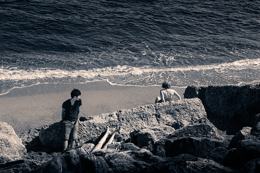 Triangle amoureux, en bas du Môle, Sète