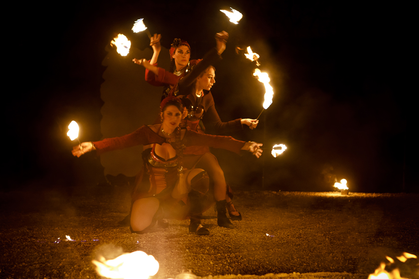 Battement de Feu, Cie Lunatypik - Soirée Entreprise BRL, Château du Pouget à Vérargues 2013-12-13