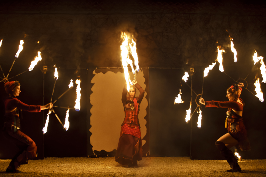 Battement de Feu, Cie Lunatypik - Soirée Entreprise BRL, Château du Pouget à Vérargues 2013-12-13