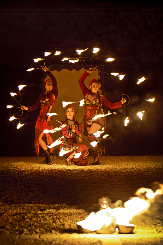 Battement de Feu, Cie Lunatypik - Soirée Entreprise BRL, Château du Pouget à Vérargues 2013-12-13