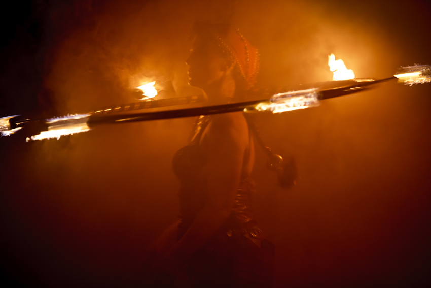 Battement de Feu, Cie Lunatypik - Soirée Entreprise BRL, Château du Pouget à Vérargues 2013-12-13