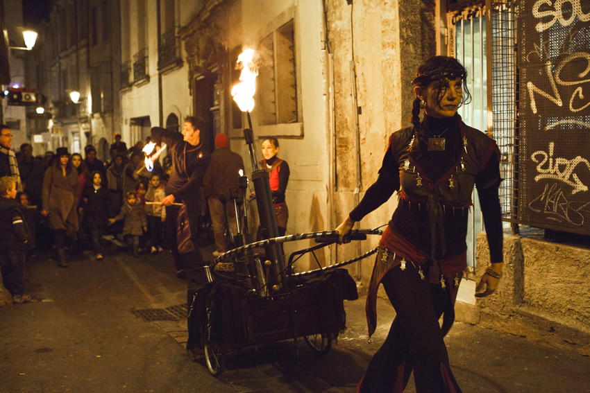 Des Femmes et des Flammes, Cie Zérafa - Fête des Lumières à Montpellier, quartier St Roch, 2013-12-07