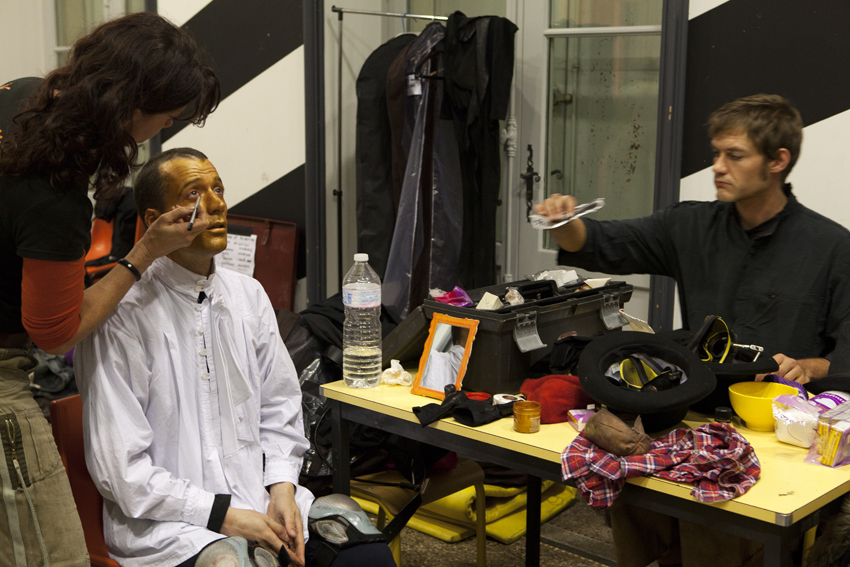 Kerozen & Gazoline, coulisses du Spectacle : Sous Contrôle